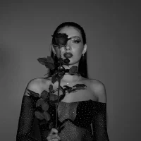 LilianEvett's Profile Pic