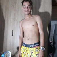skinny_white20's Profile Pic