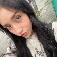 Laura_Celeste_19's Profile Pic