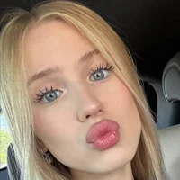 Alicekittyy's Avatar Pic