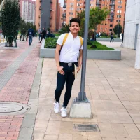 adrianRuiz1s profilbillede