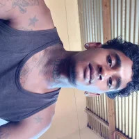 underdogg23's Profile Pic