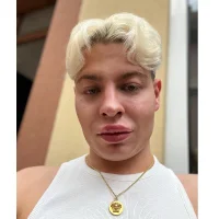 Alussi's Profile Pic