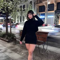 EmmaLeigh69's Profile Pic