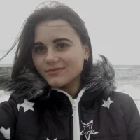 FamouseLeea's Profile Pic