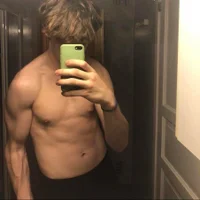 Emilisbig's Profile Pic