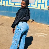 Gambar Profil AshleyT255