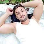 Azizzz123's Avatar Photo