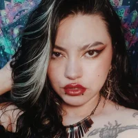 Аватар RossalieAdam24