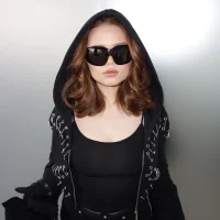 Профилна снимка на Teasemelisa
