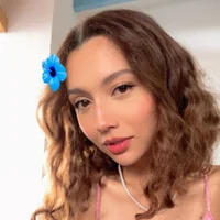 Ana_ira33's Profile Pic