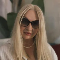 Nina_Devillle avatarképe