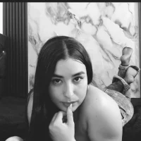 Foto do avatar de MiaLeon09