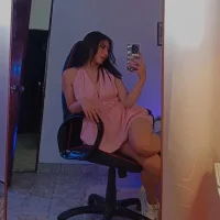 evette_1 Φωτ, Προφίλ