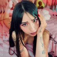 Sophiaa_l Φωτ, Προφίλ