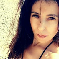 Julia_Adam's Profile Pic