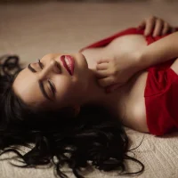 GreyLunna's Avatar Pic