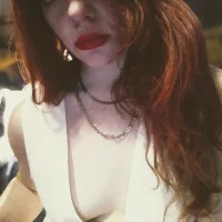 תמונת פרופיל של Scarlett_Scamp