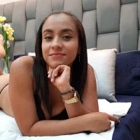 EmilyArenas's Profile Pic