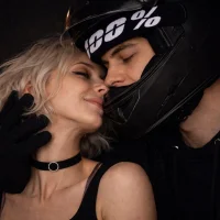 Blond_ice avatarképe