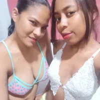 Foto desnuda XXX de Sluttybirds