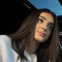 ElinaRossi's Profile Pic