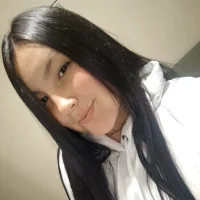 sarafox10's Profile Pic