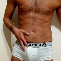 cazzoduro18roma's Profile Pic