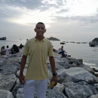 elviluxurya's Profile Pic