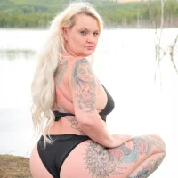 Inked_blondi 头像图片