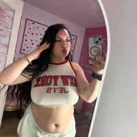 Emma_Adams18's Profile Pic
