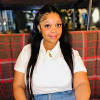 Queen_Tee23 - Profil Fotoğrafı