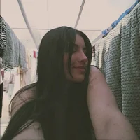 รูปโปรไฟล์ของ Charlott_Hotx69