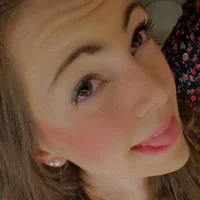 youngsecret_girl's Profile Pic