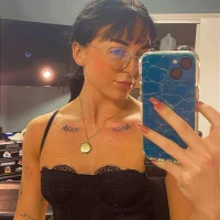 Emilyrosebud's Profile Pic