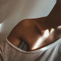 รูปโปรไฟล์ของ Neon_Kittie