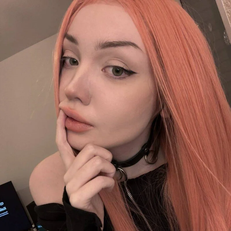 JennyyElton Stripchat profile image