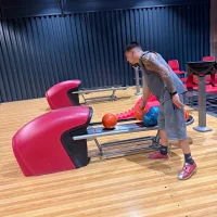 adrianghi26's Avatar Pic