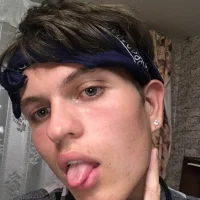 cripsy_chips 的个人资料图片