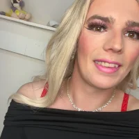 FemDeveny's Profile Pic