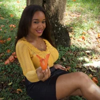 bustyblackqueen's Profile Pic