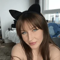 PatriciaWhite live webcam