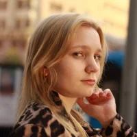 LolaSpermina's Avatar Pic