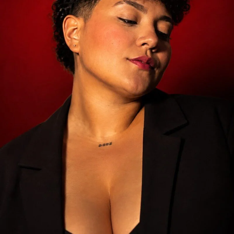 curly_cam_queen_69 profile photo