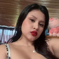 תמונת פרופיל של LauraCamila23