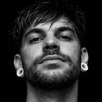 Zozozzz29's Avatar Pic