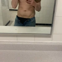 yournewhus Poză de profil