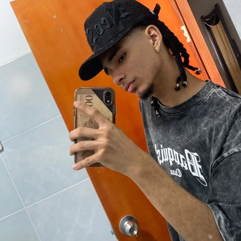 White_master1 profile photo