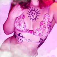 รูปโปรไฟล์ของ CherryLuxee