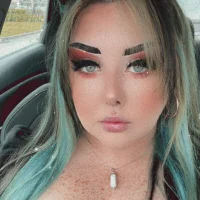 รูปโปรไฟล์ของ violetval3ntine